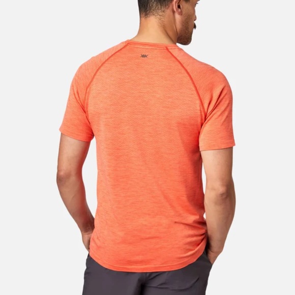 RHONE SEAMLESS REIGN TECH SHORT SLEEVE. - Picture 3 of 12